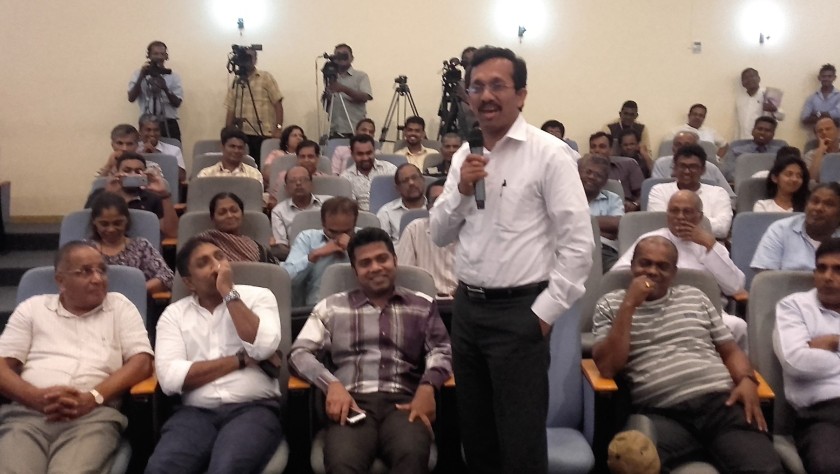 Sunil Handunnetti, JVP (opposition) Member of Parliament, speaks during RTI Forum in Colombo, 15 Feb 2017